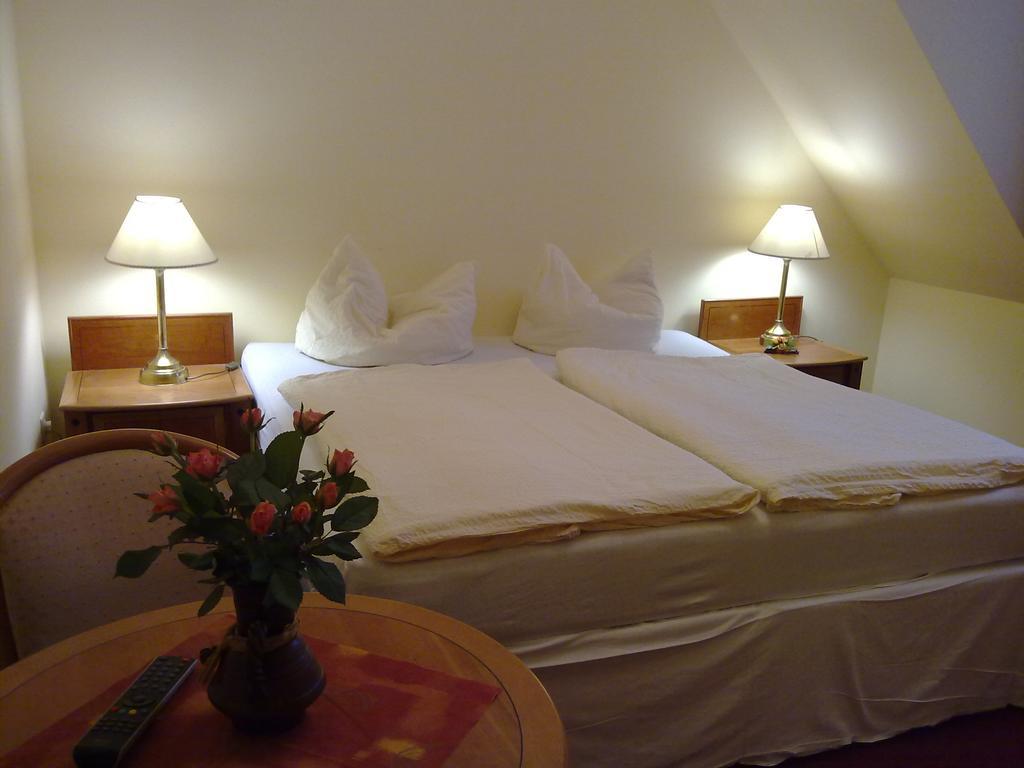 Landhotel Schorssow Exterior foto