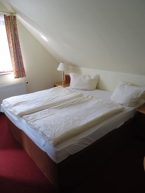 Landhotel Schorssow Quarto foto